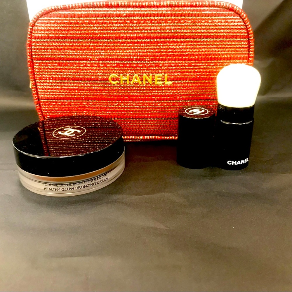 Chanel glow forth bronzer set. 3 piece bronzer set.